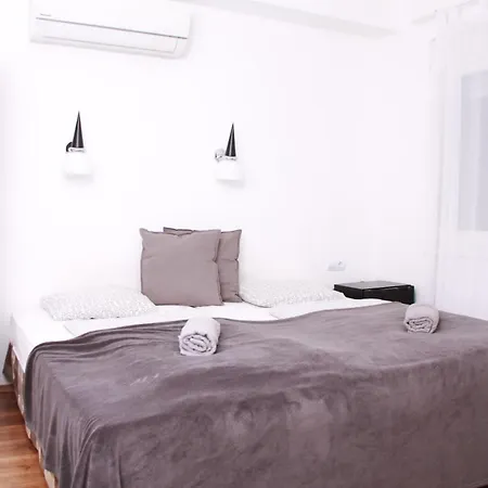 别墅 西奥山林小屋 *